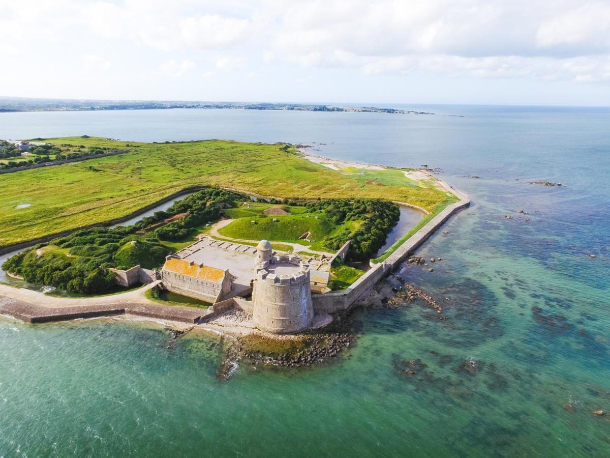 Le Chalet Du Clos Giot Saint-Vaast-la-Hougue Zewnętrze zdjęcie